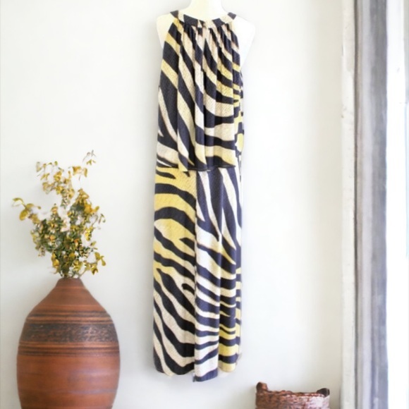 Chico’s Golden Zebra Print Maxi Dress Size 1 - Picture 4 of 13
